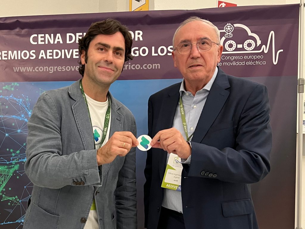 AUVE Firma Un Convenio Con Zeemcoin App Para Impulsar La Movilidad